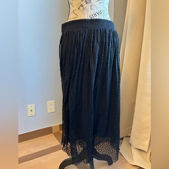 Abound Black Polka Dot Skirt - Picture 2 of 6